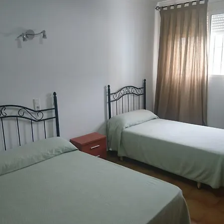 塔玛琳多旅馆 旅馆 *