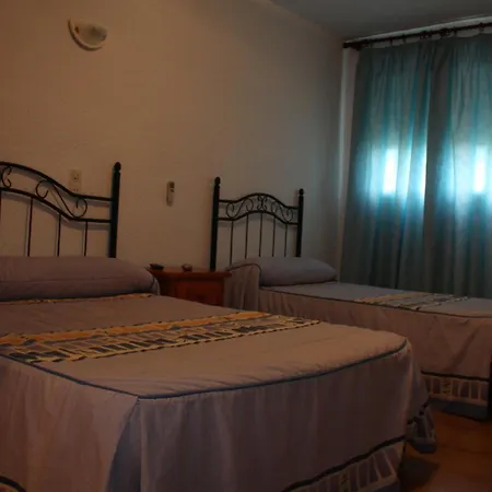 Guest house Tamarindos 2*